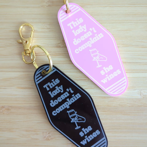 This Mom/Lady Doesn't Complain, She Wines Motel Keychain