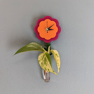 Flower Wall Propagation Clock
