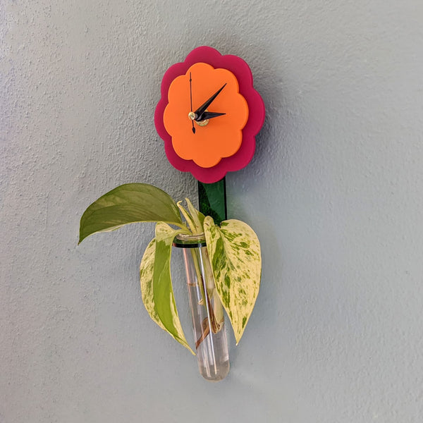 Flower Wall Propagation Clock