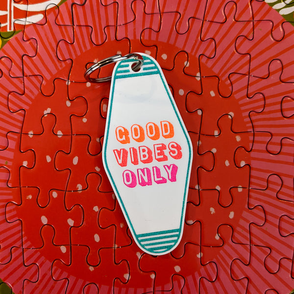 Good Vibes Only Motel Keychain